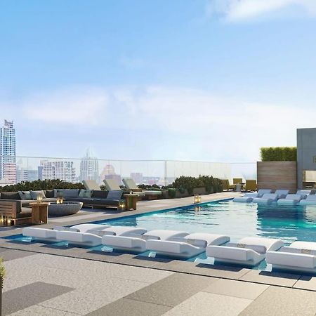 Modern 1Br Condo On Rainey St With Pool And Views Austin Luaran gambar