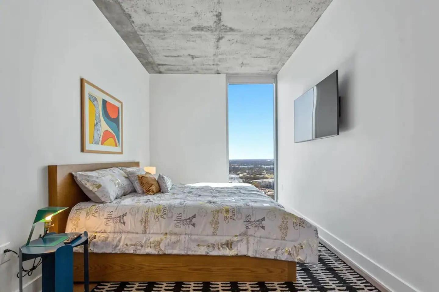 Modern 1Br Condo On Rainey St With Pool And Views Austin Luaran gambar