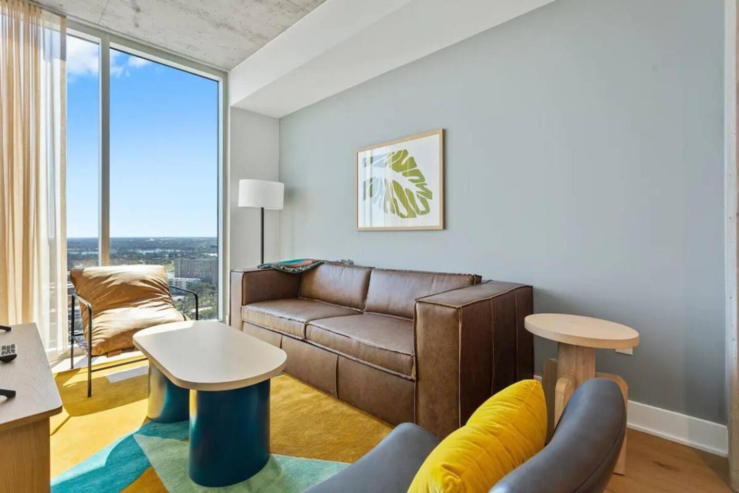 Modern 1Br Condo On Rainey St With Pool And Views Austin Luaran gambar