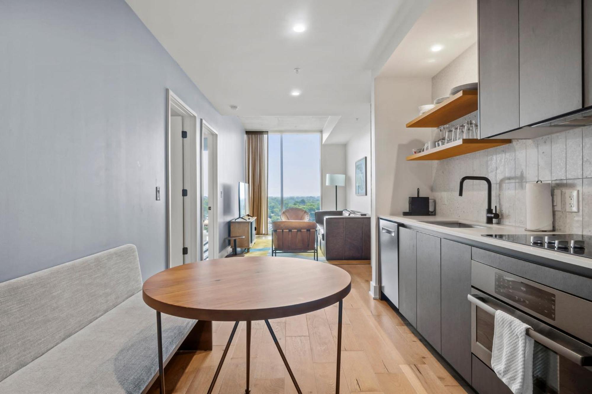 Modern 1Br Condo On Rainey St With Pool And Views Austin Luaran gambar