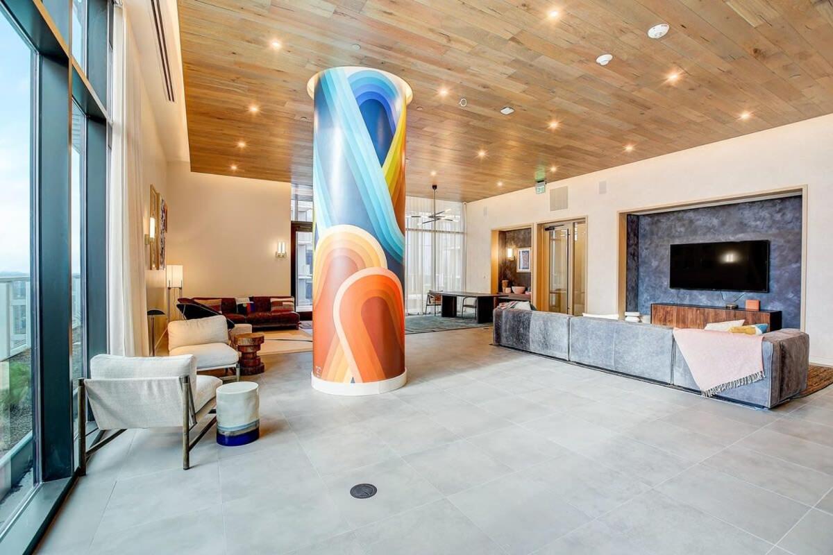 Modern 1Br Condo On Rainey St With Pool And Views Austin Luaran gambar